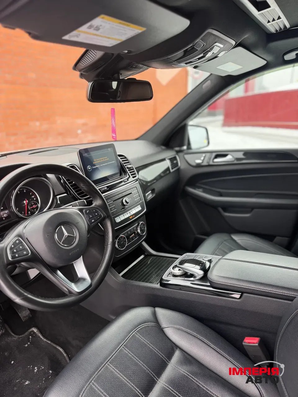 Mercedes-Benz GLE - фото 10