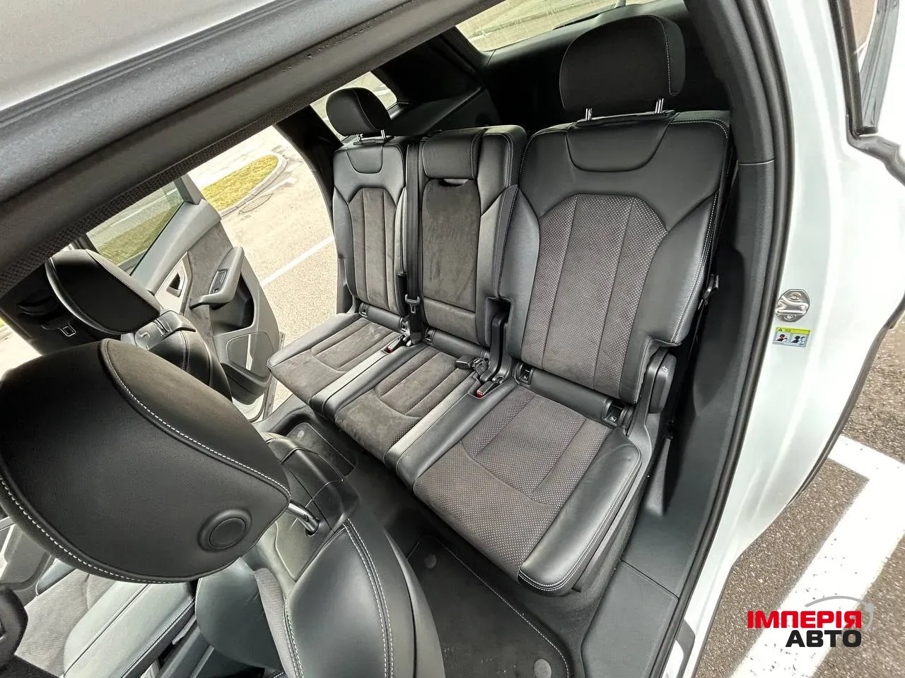 Audi SQ7 - фото 10