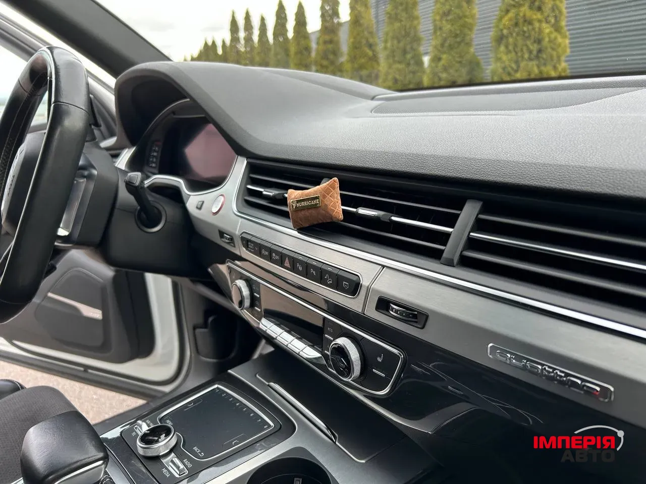 Audi SQ7 - фото 9