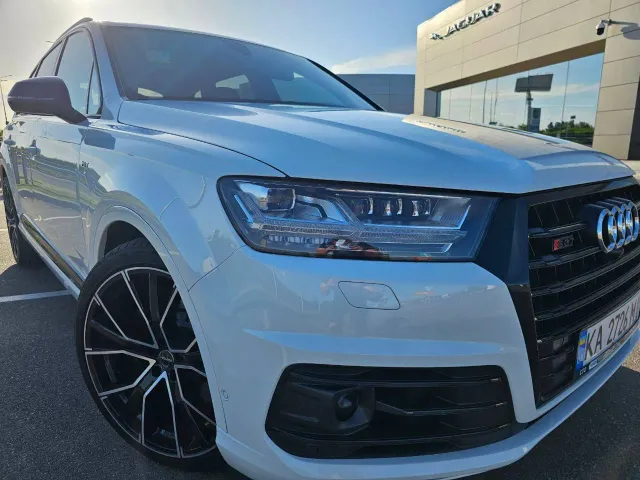 Audi SQ7 - фото 2