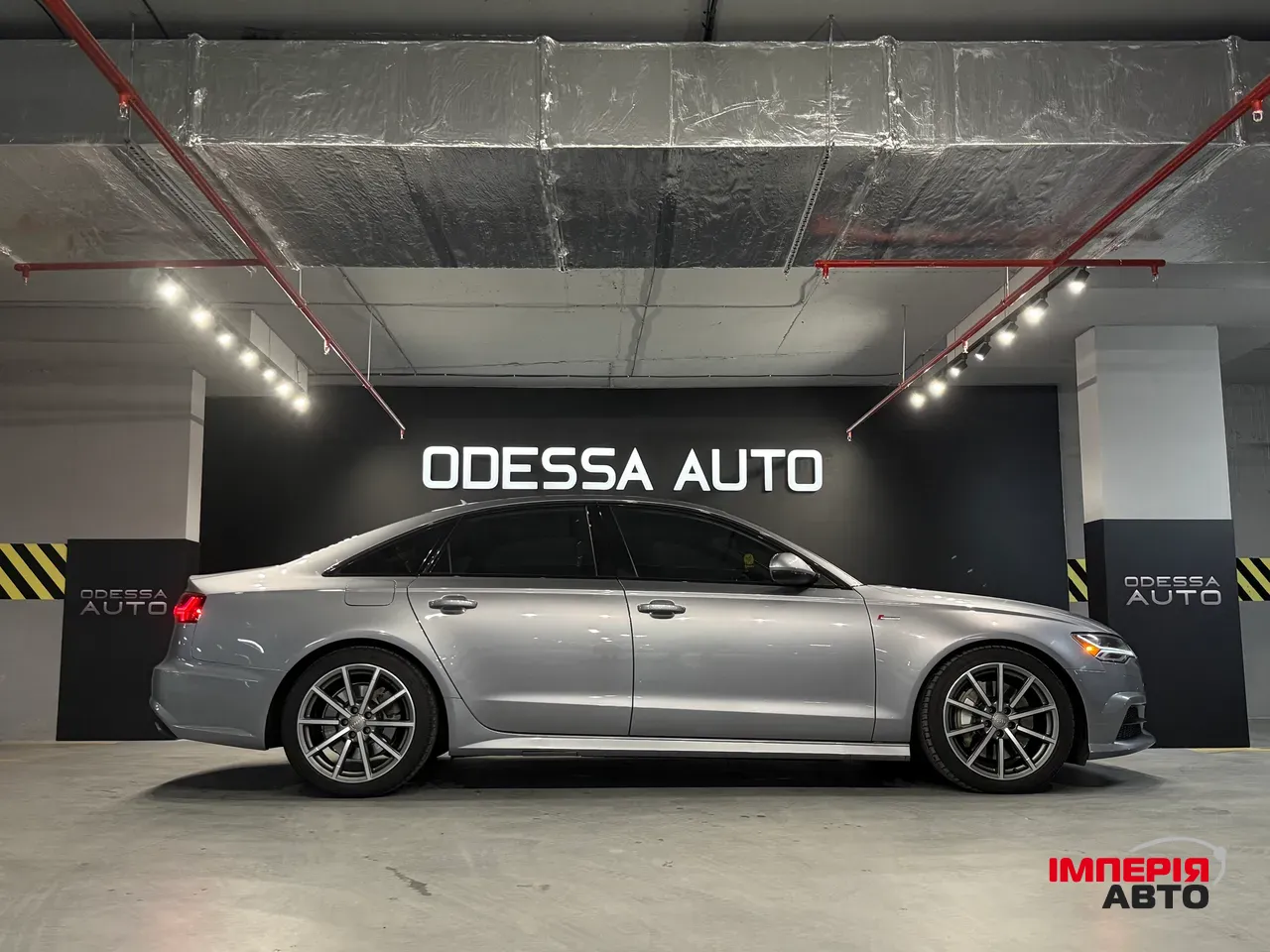 Audi A6 - фото 8