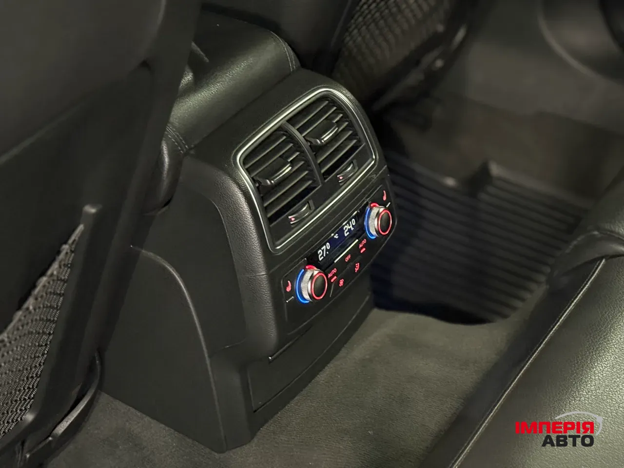 Audi A6 - фото 24