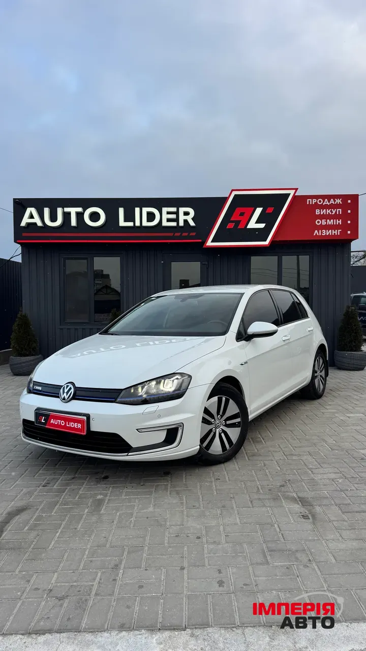 Volkswagen Golf - фото 1