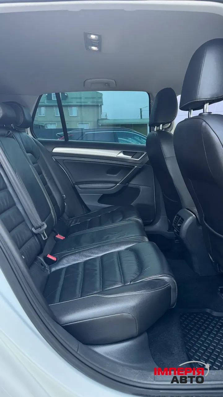 Volkswagen Golf - фото 19