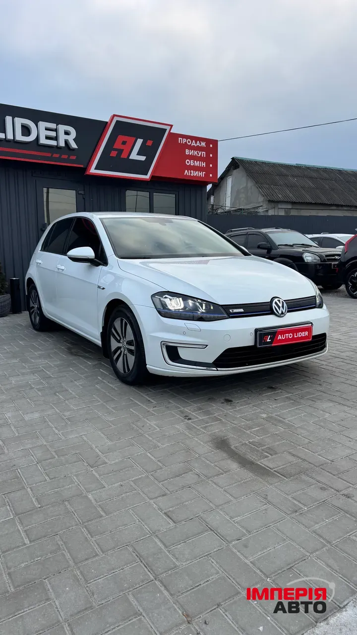 Volkswagen Golf - фото 2