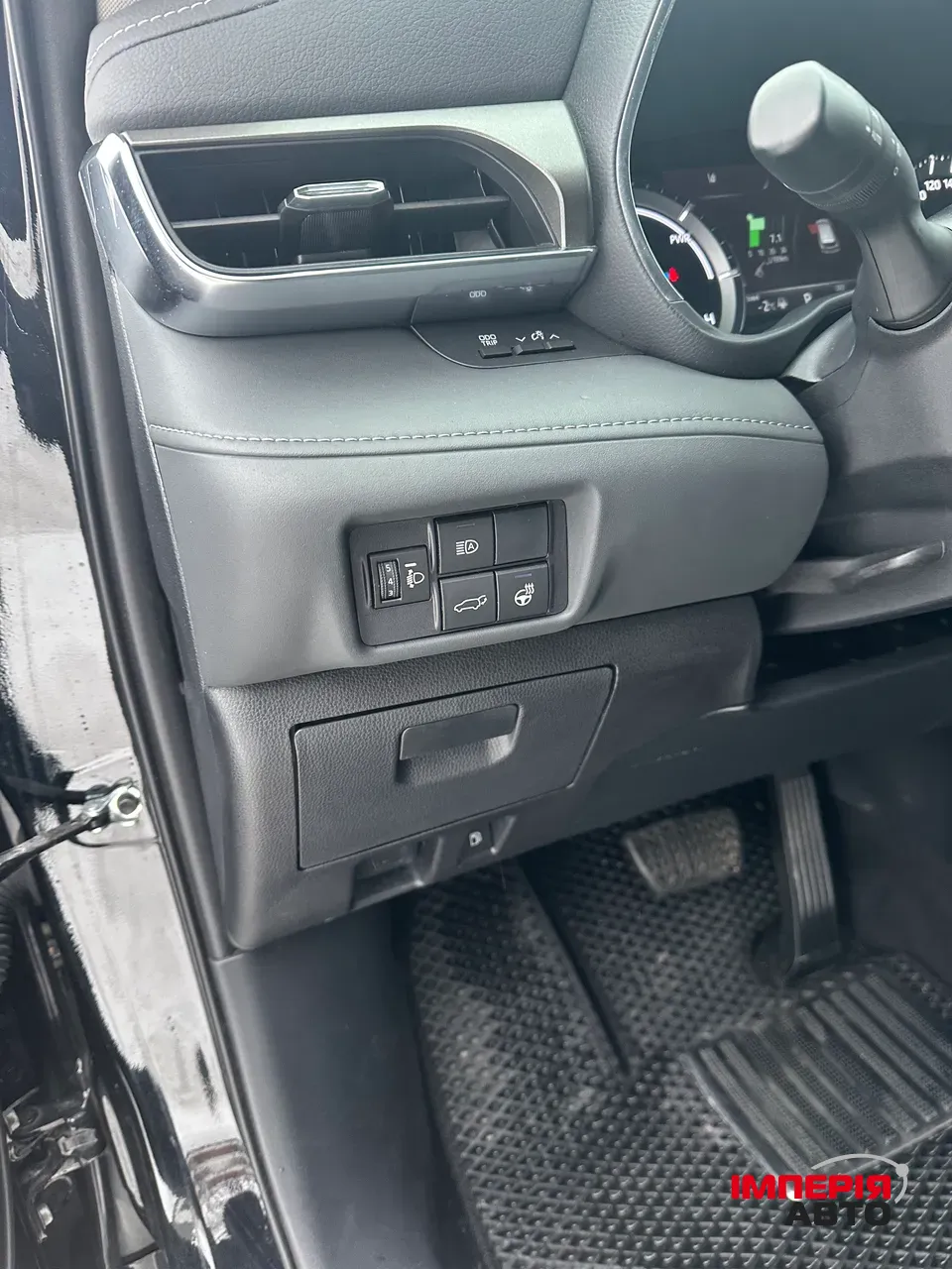 Toyota Highlander - фото 18