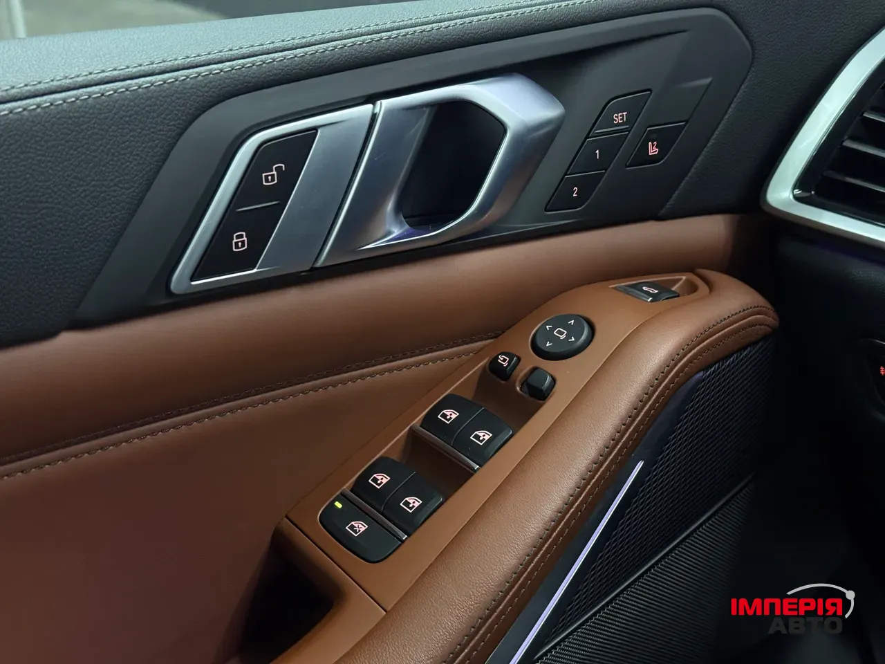 BMW X5 - фото 11