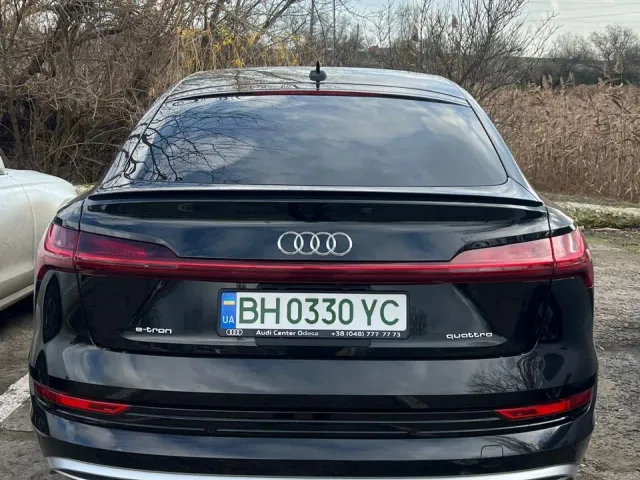 Audi e-tron Sportback - фото 3