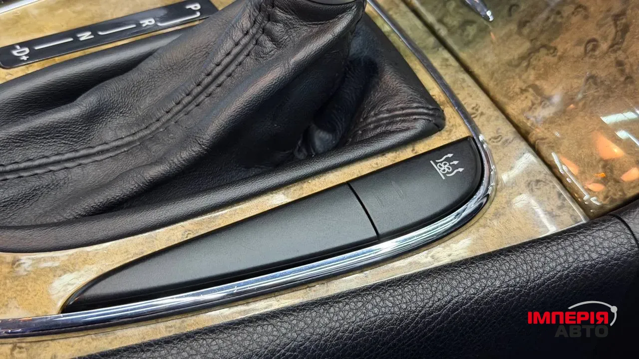 Mercedes-Benz E-Класс - фото 32