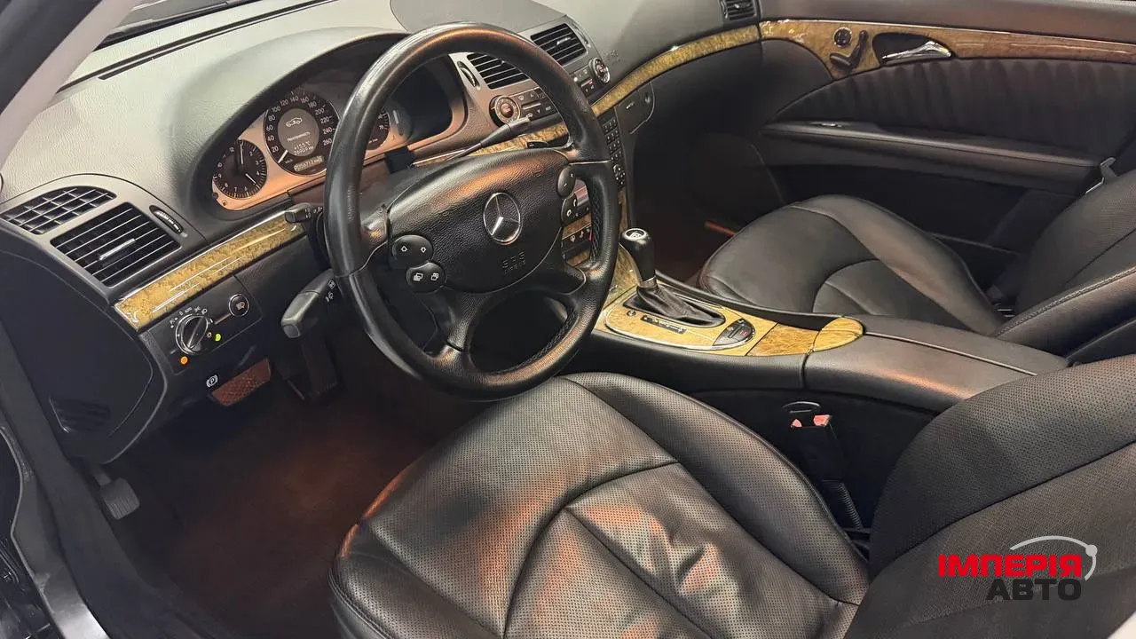 Mercedes-Benz E-Класс - фото 29