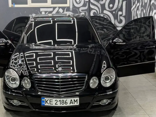 Mercedes-Benz E-Класс - фото 5