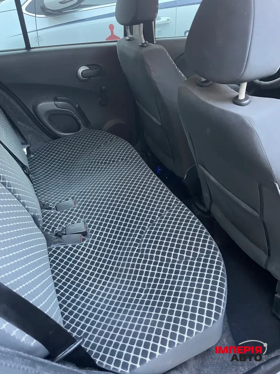 Nissan Micra - фото 11