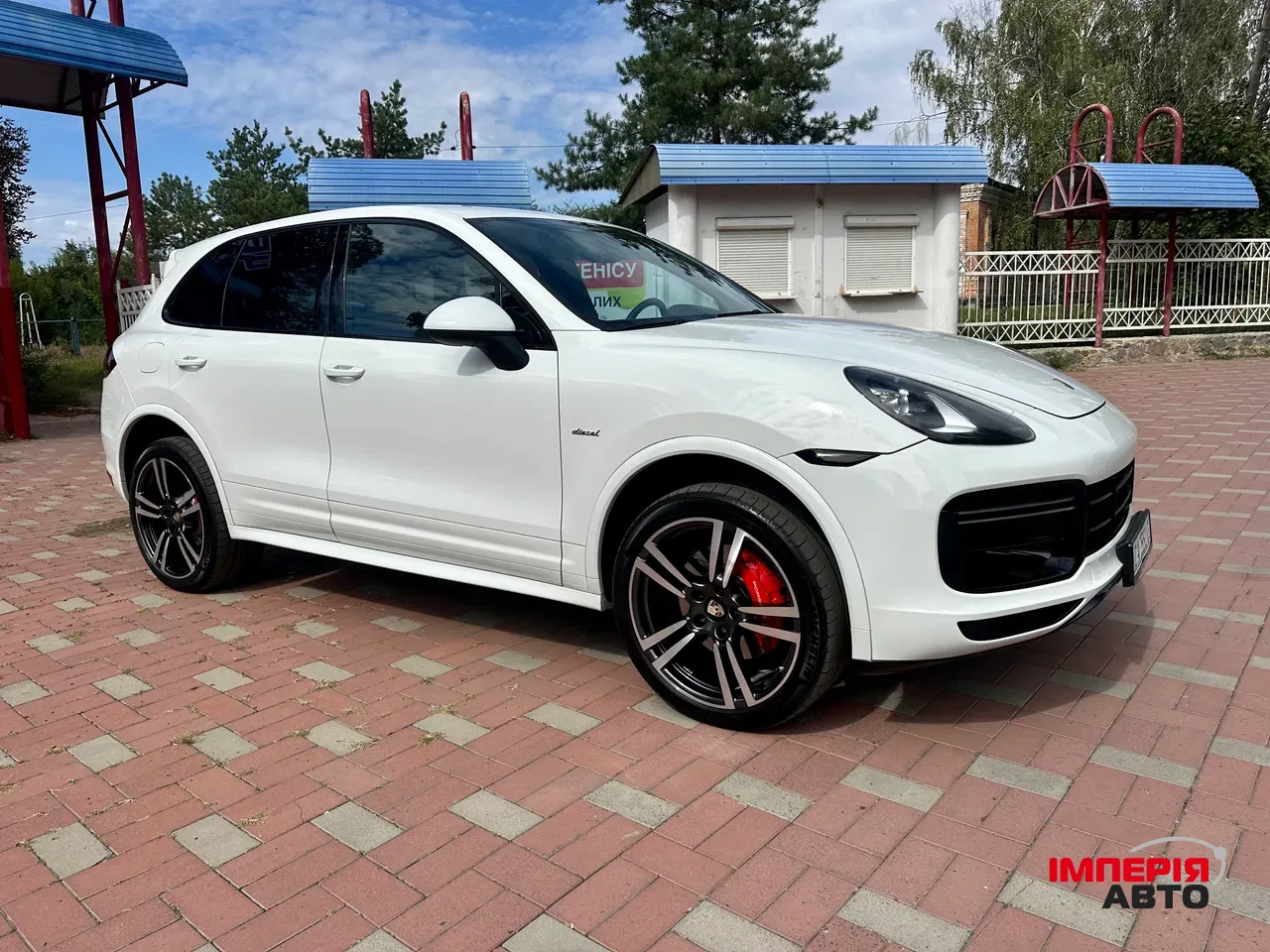 Porsche Cayenne - фото 1