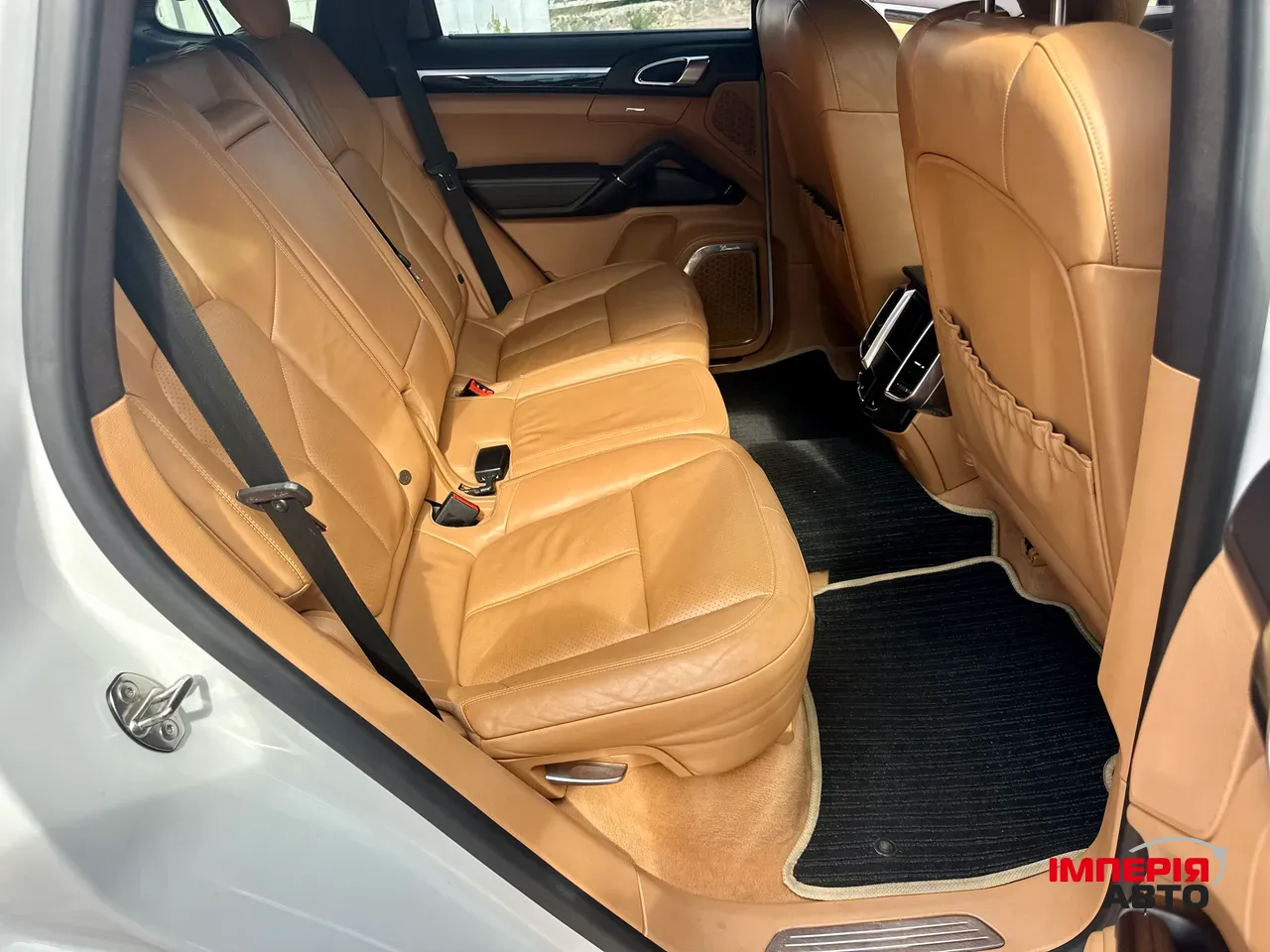 Porsche Cayenne - фото 21