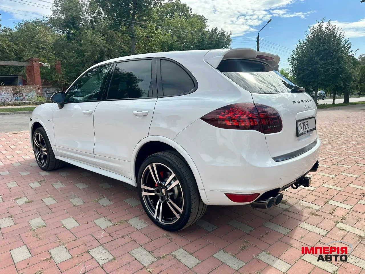 Porsche Cayenne - фото 25