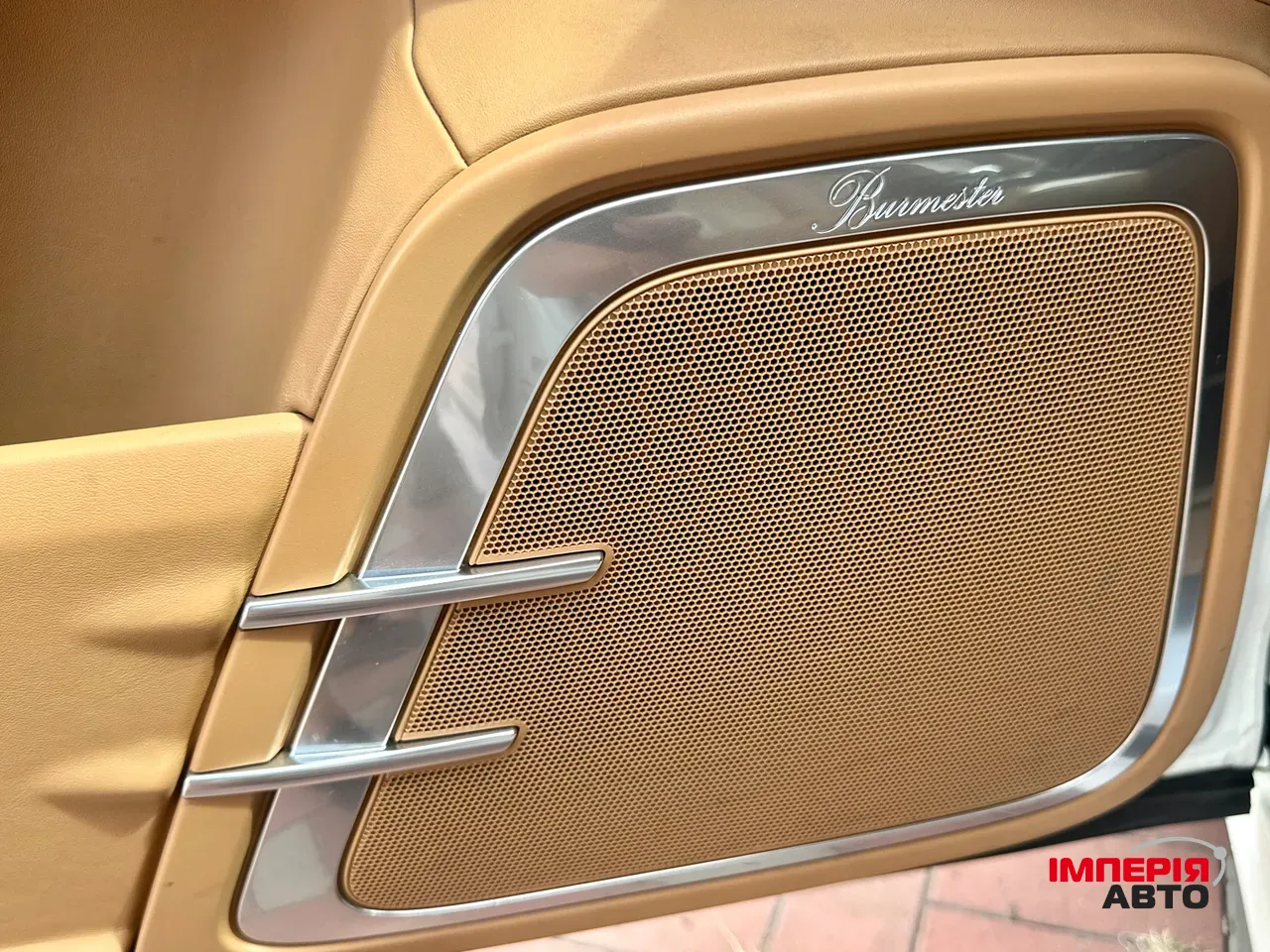 Porsche Cayenne - фото 8