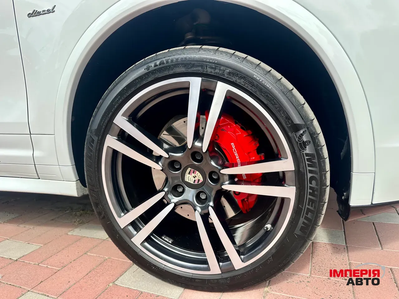 Porsche Cayenne - фото 17