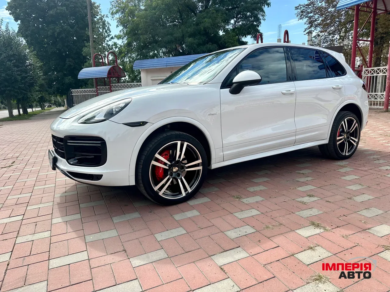 Porsche Cayenne - фото 23