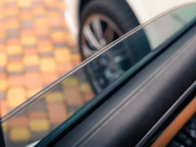 Porsche Cayenne - фото 4