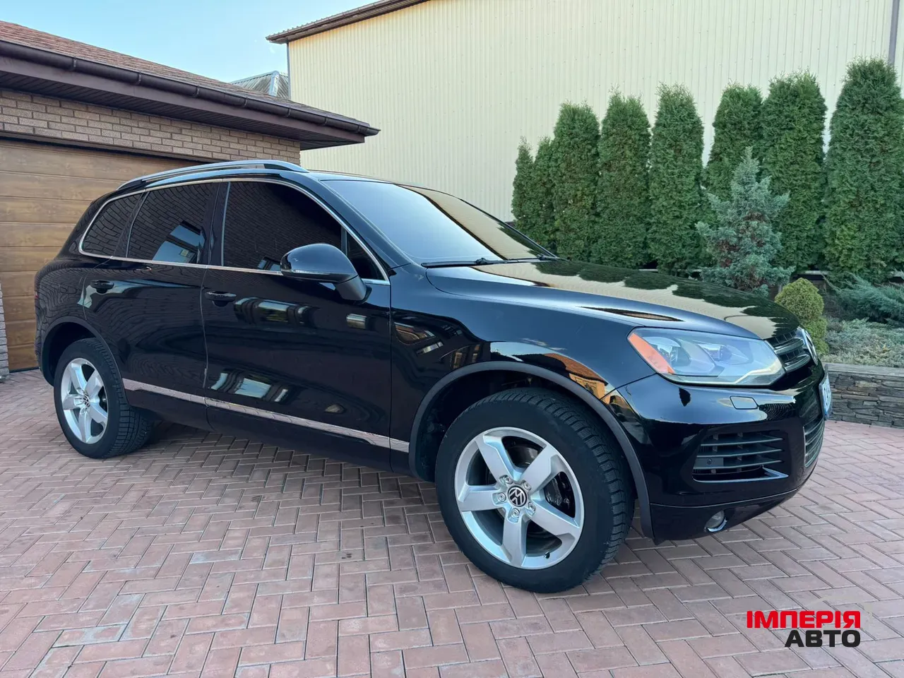 Volkswagen Touareg - фото 3