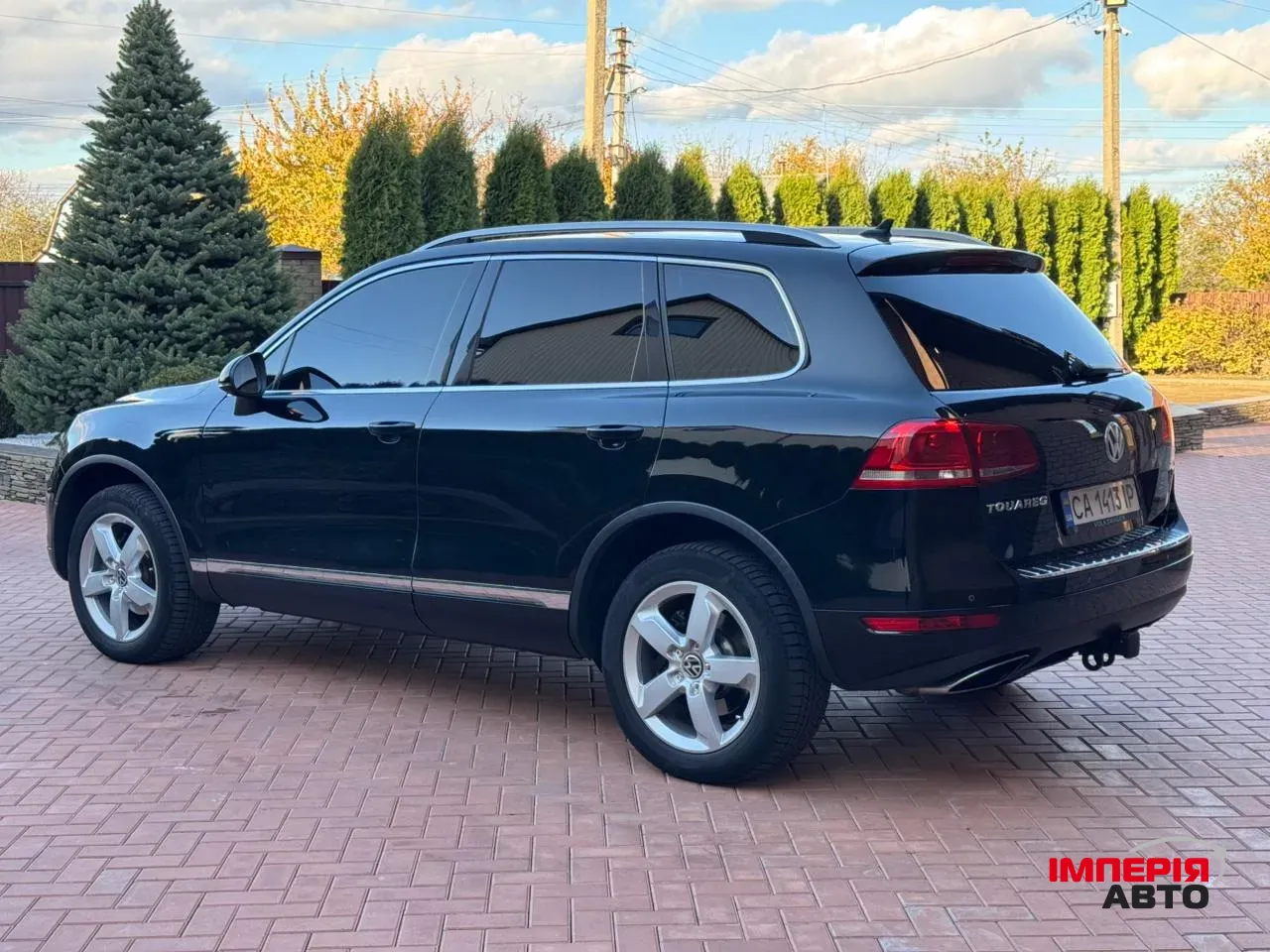 Volkswagen Touareg - фото 11