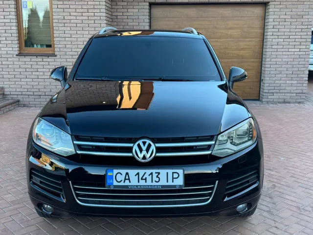 Volkswagen Touareg - фото 4