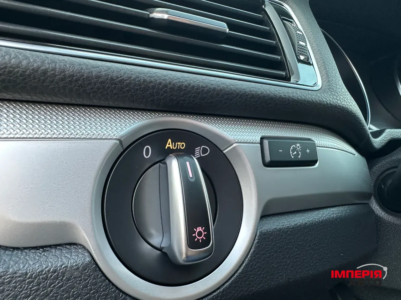 Volkswagen Passat (North America and China) - фото 37