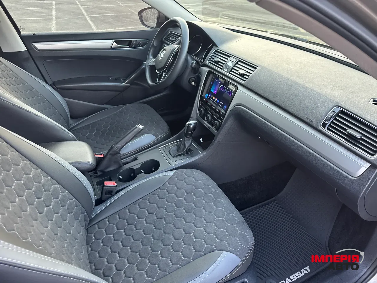 Volkswagen Passat (North America and China) - фото 26