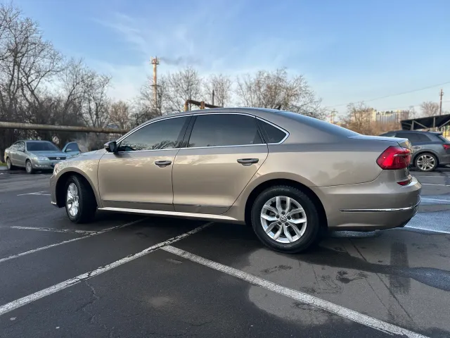 Volkswagen Passat (North America and China) - фото 3