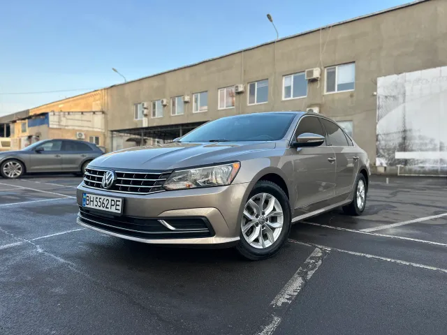 Volkswagen Passat (North America and China) - фото 1