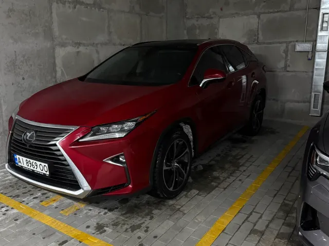 Lexus RX - фото 1