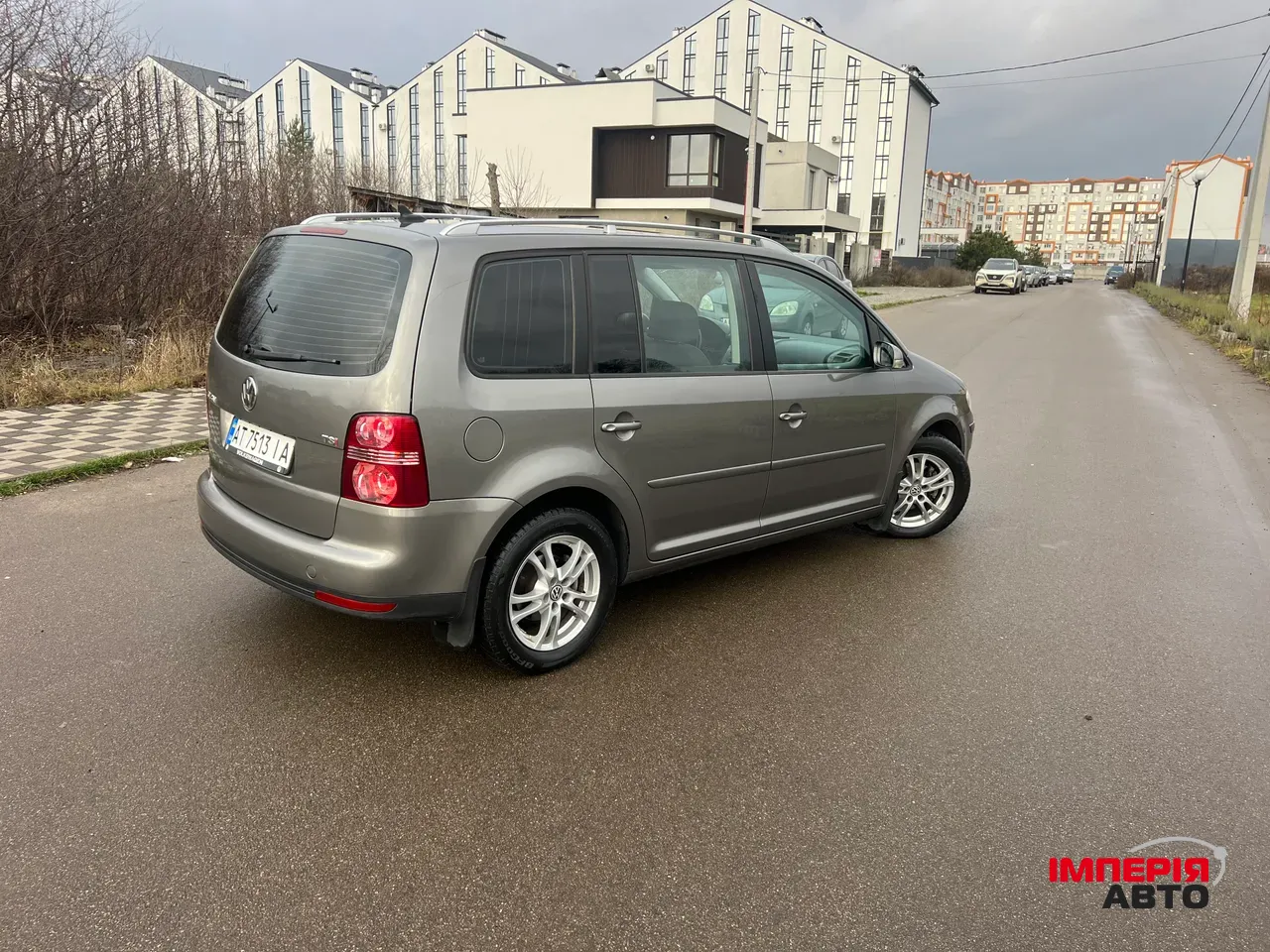 Volkswagen Touran - фото 10