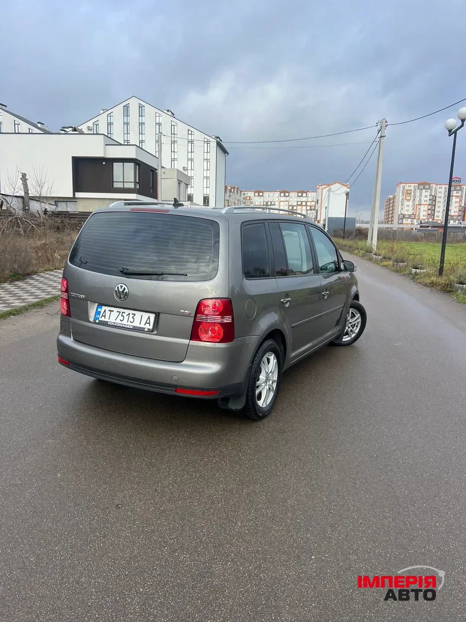 Volkswagen Touran - фото 11