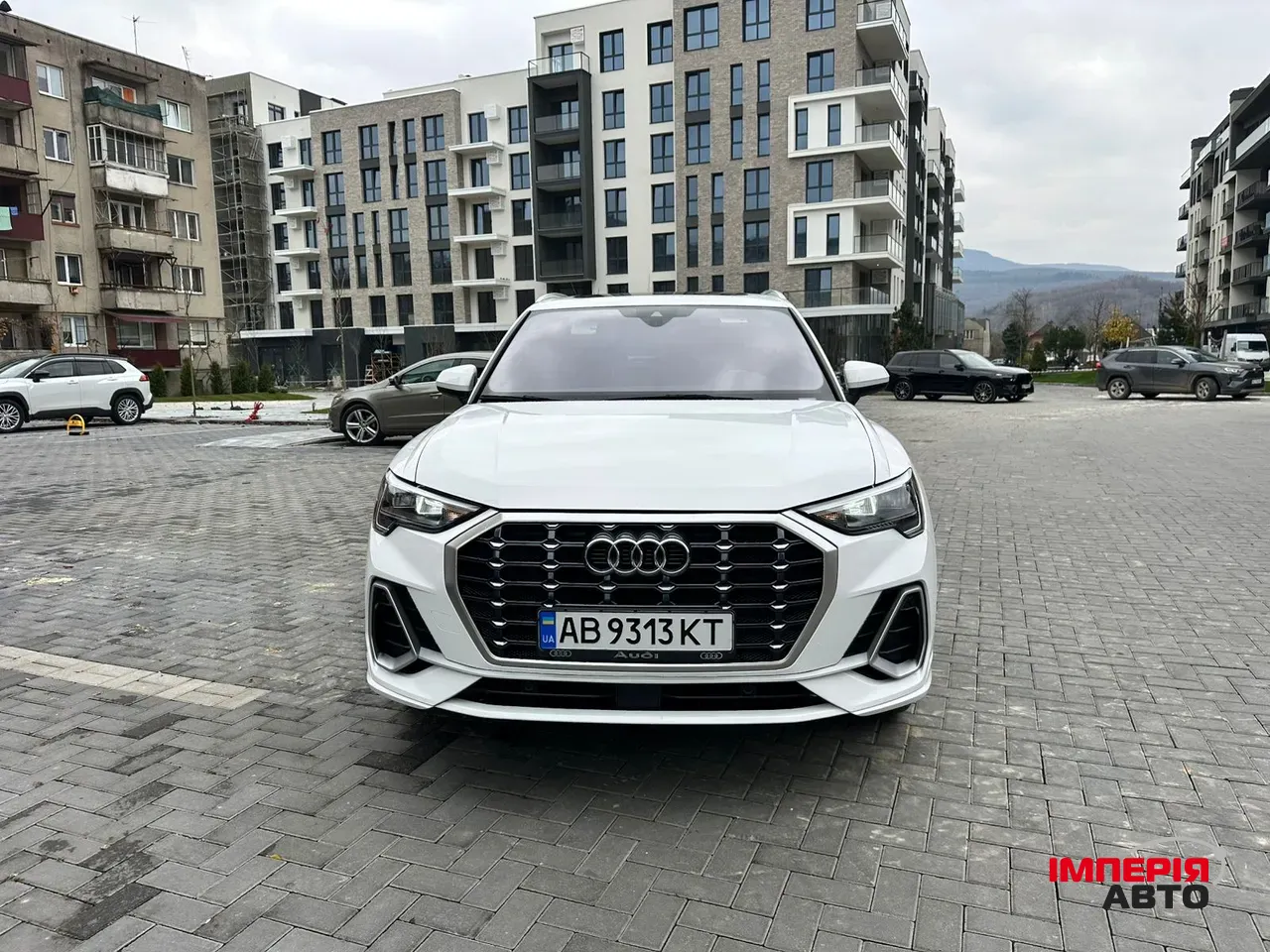 Audi Q3 - фото 4