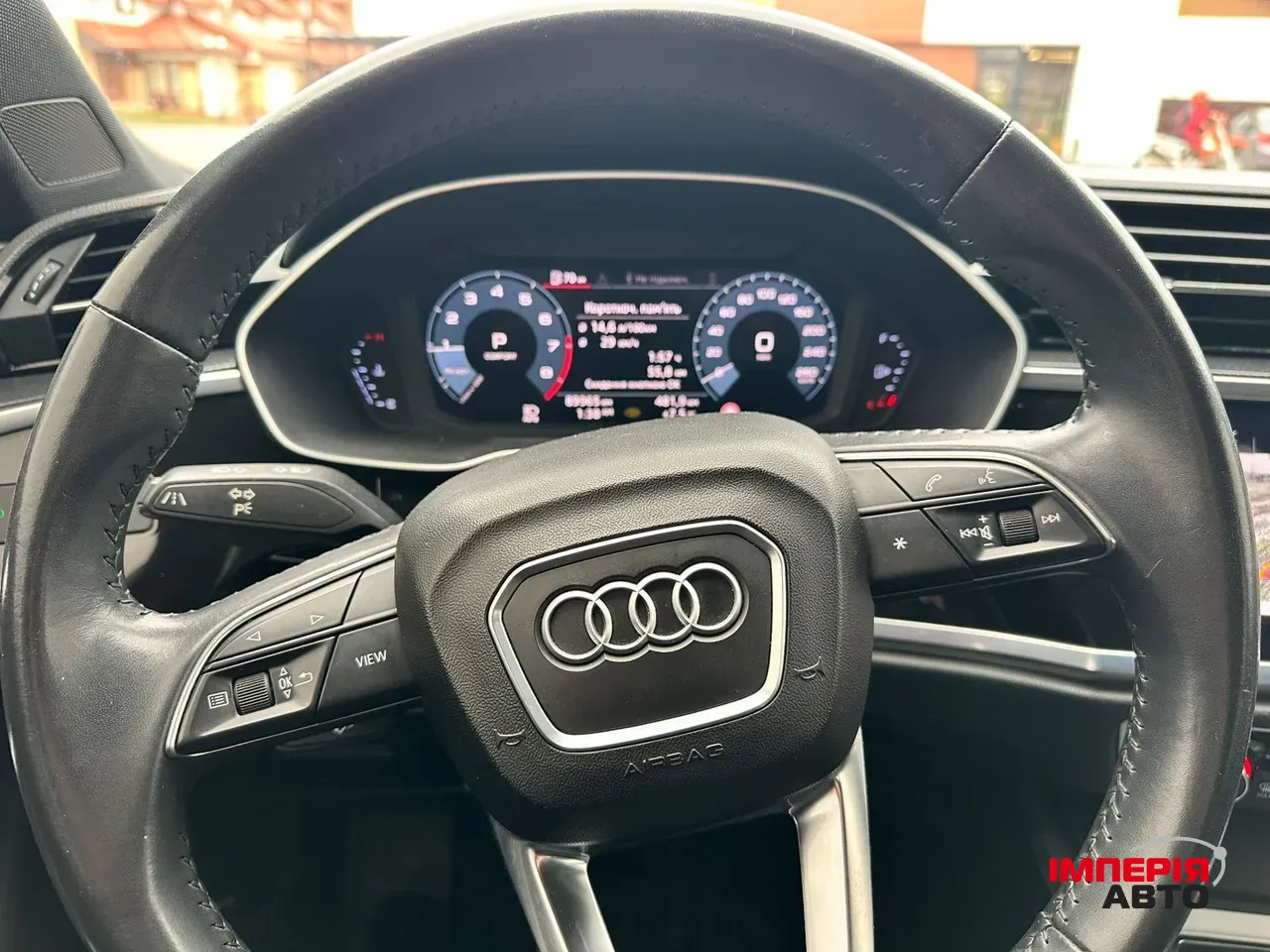 Audi Q3 - фото 10
