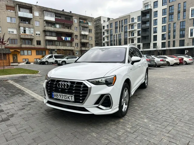 Audi Q3 - фото 2