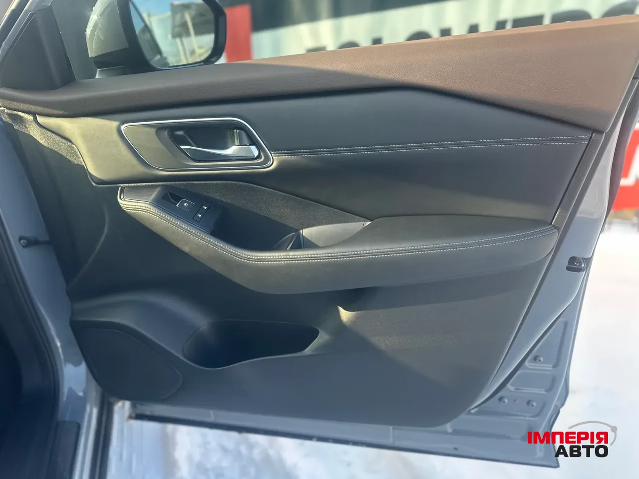 Nissan Rogue - фото 15