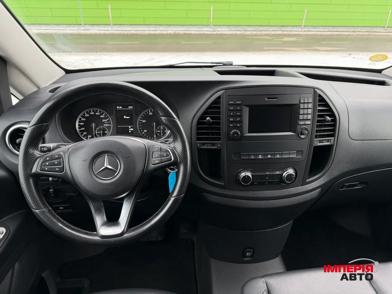 Mercedes-Benz Vito - фото 12