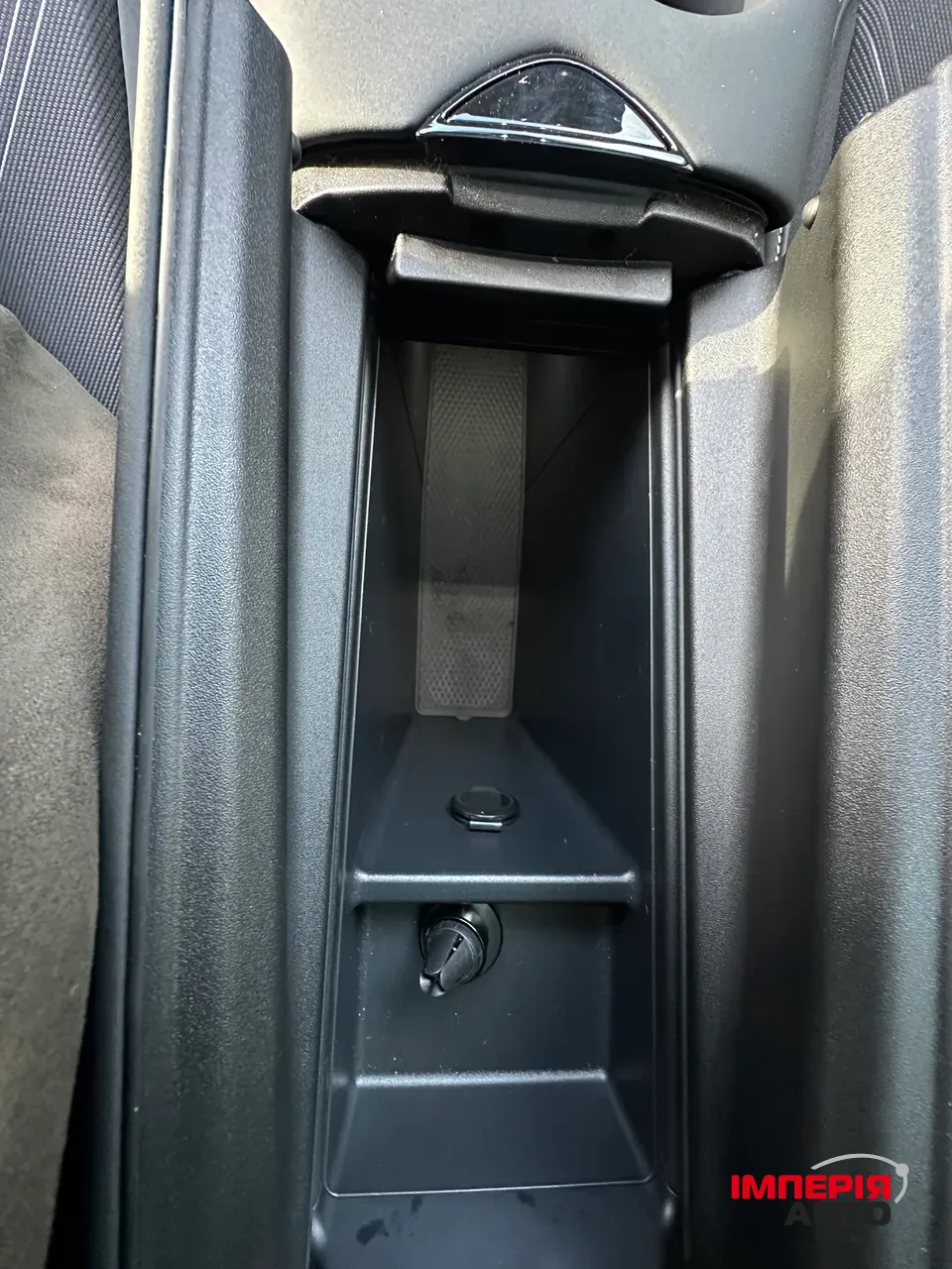 Volkswagen ID.UNYX - фото 29