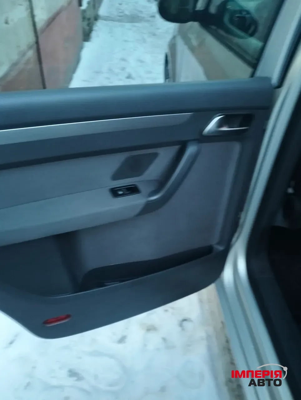 Volkswagen Touran - фото 15