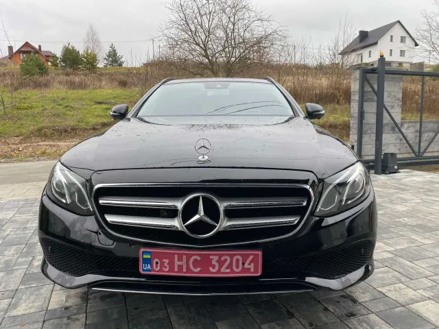 Mercedes-Benz E-Класс - фото 1