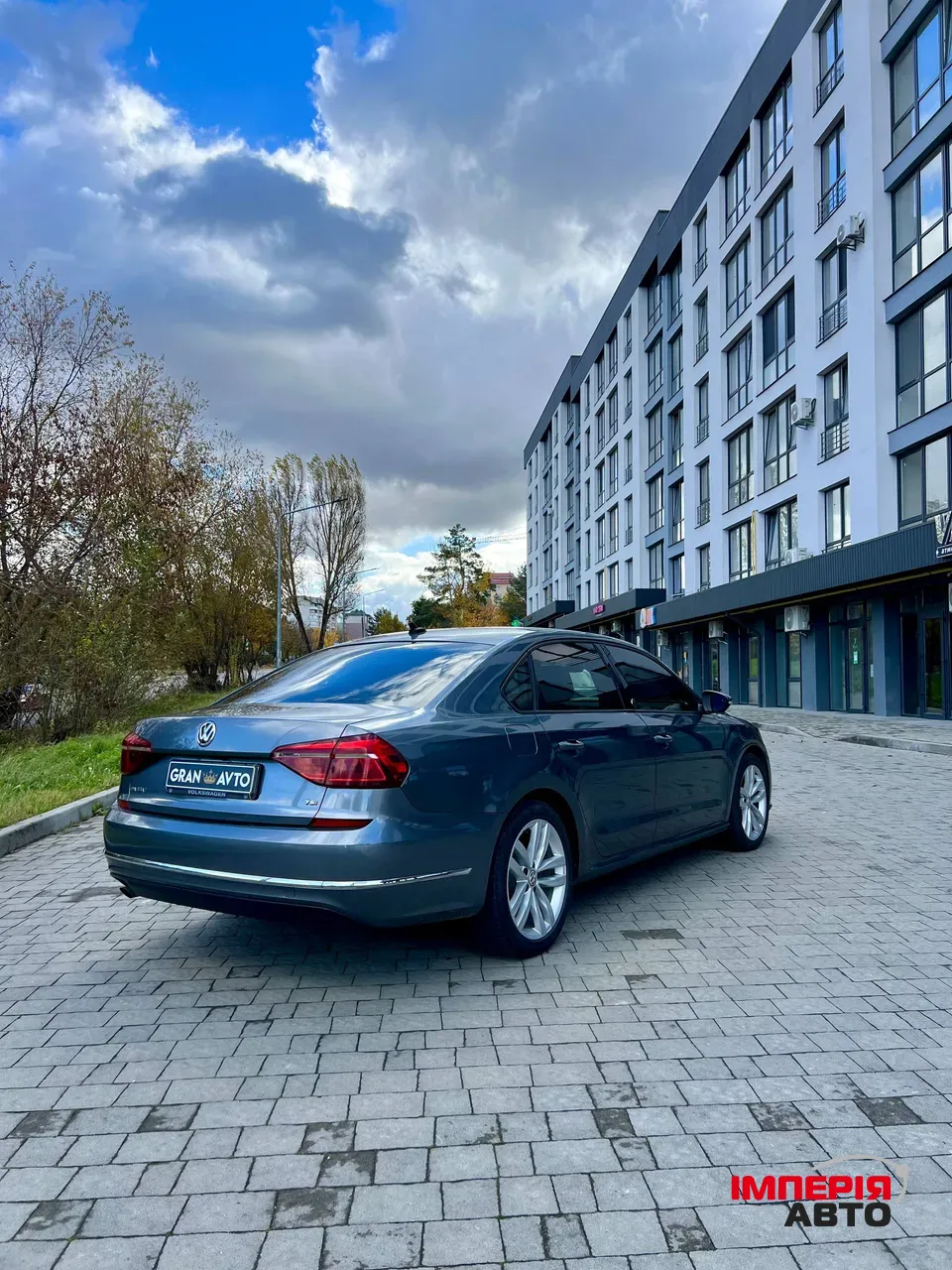 Volkswagen Passat CC - фото 5