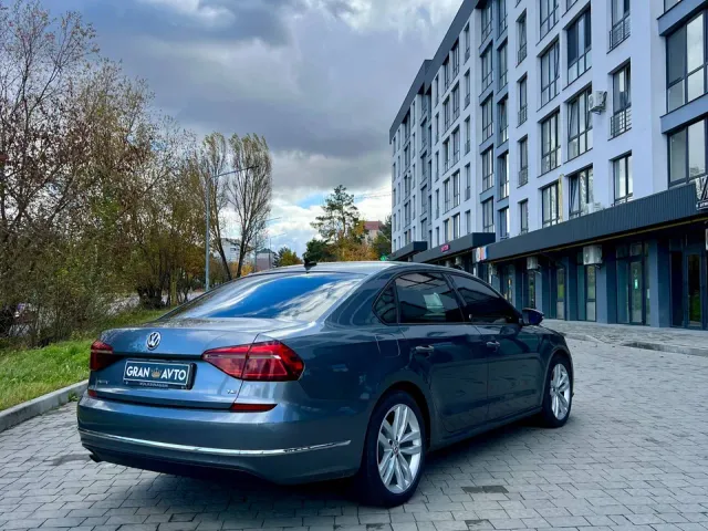 Volkswagen Passat CC - фото 5