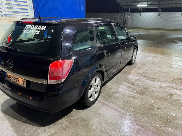 Opel Astra - фото 2