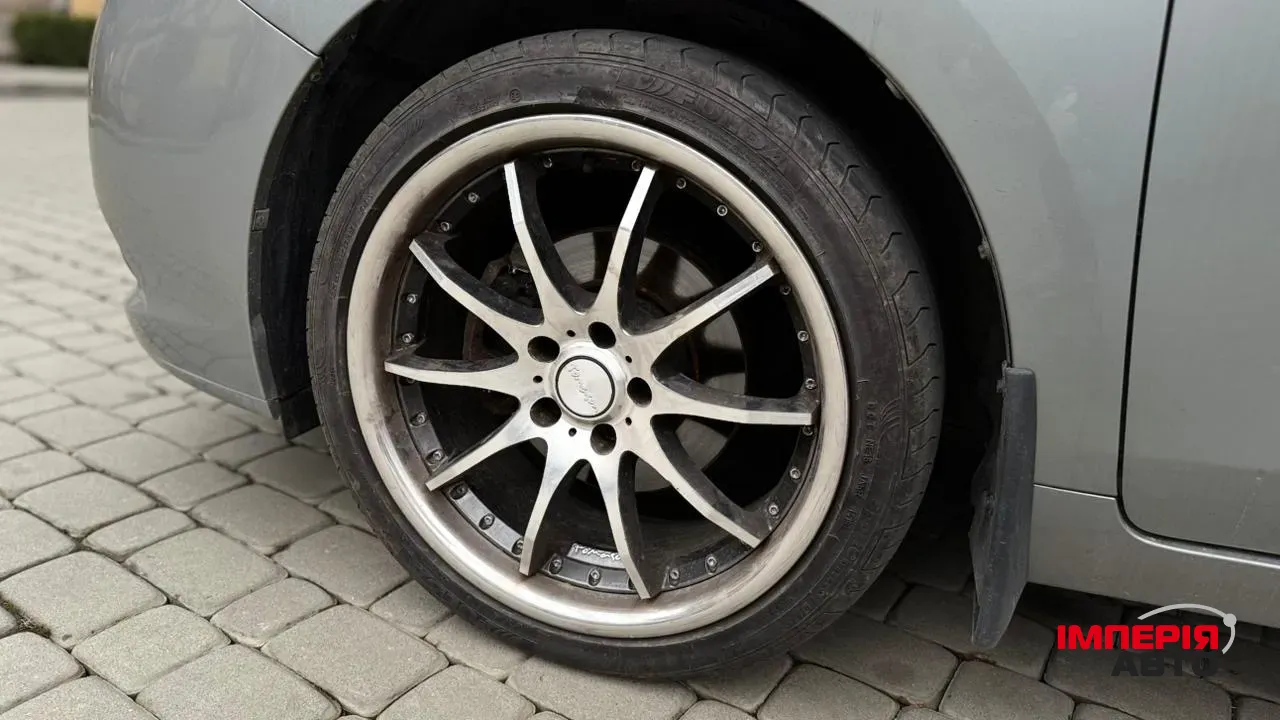 Toyota Avensis - фото 18