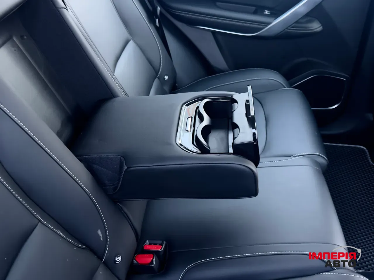 Geely Atlas Pro - фото 23