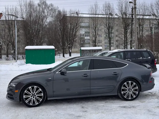 Audi A7 - фото 4