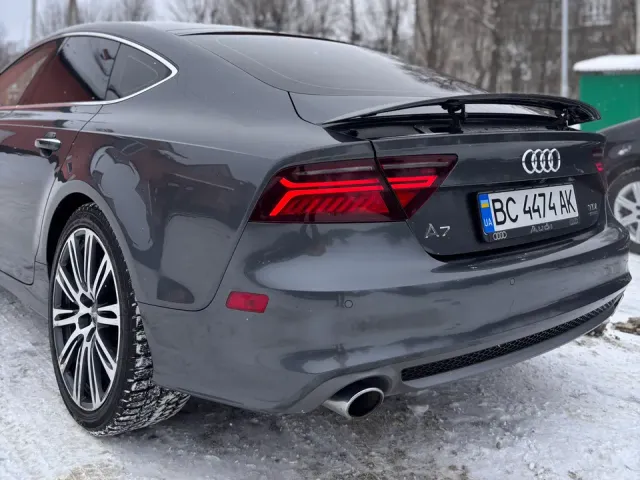 Audi A7 - фото 1