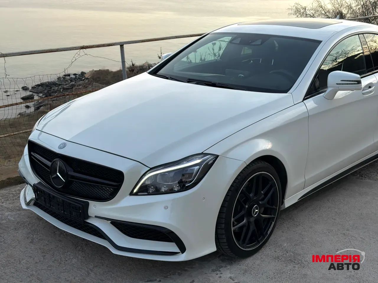 Mercedes-Benz CLS - фото 6