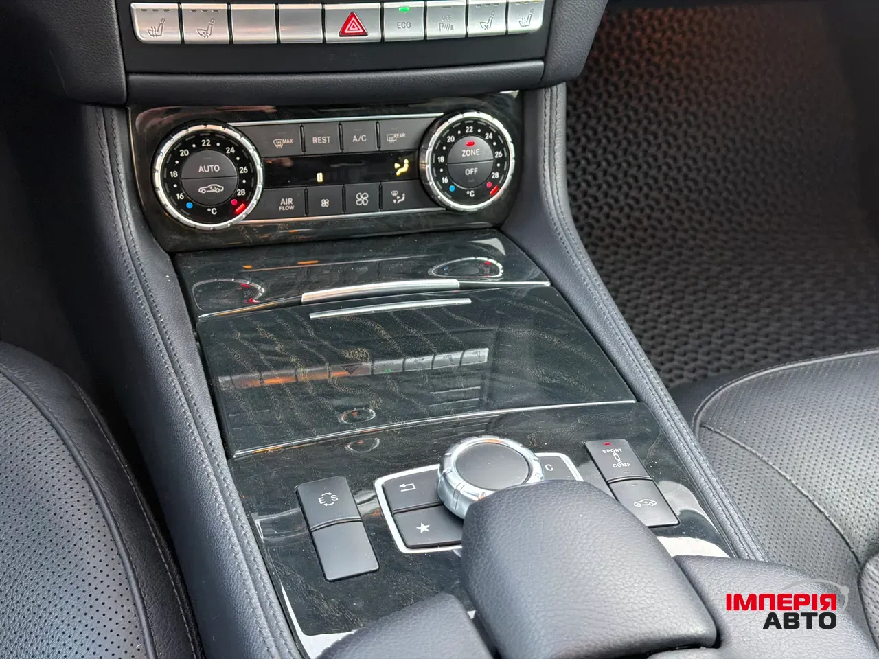 Mercedes-Benz CLS - фото 18